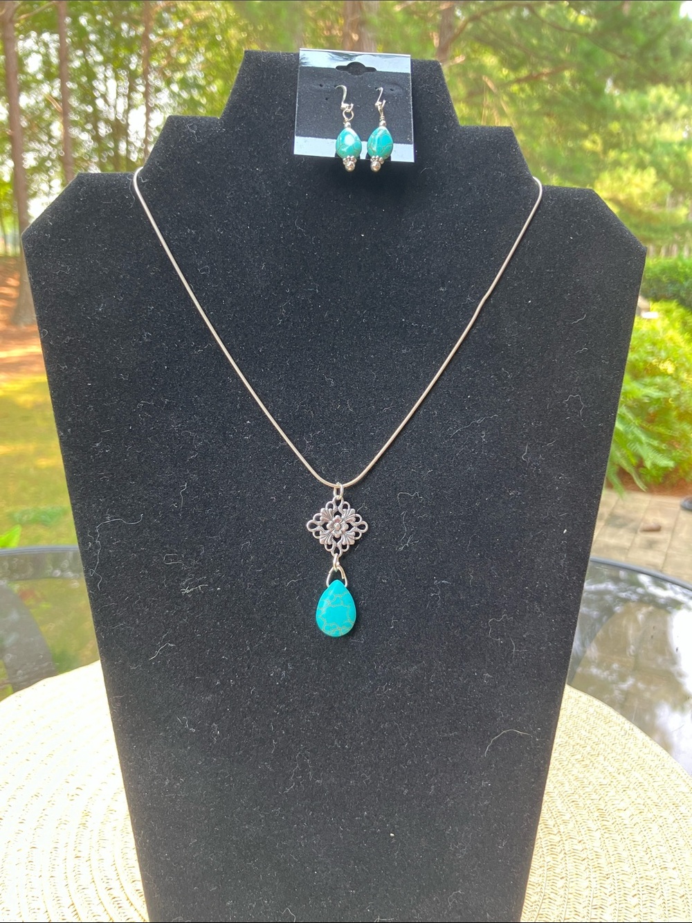 16” Hand Crafted Turquoise Teardrop Pendant Necklace with Matching Earrings